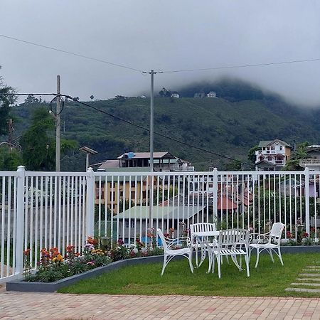Twin Villa Red นูวาราเอลิยา ภายนอก รูปภาพ