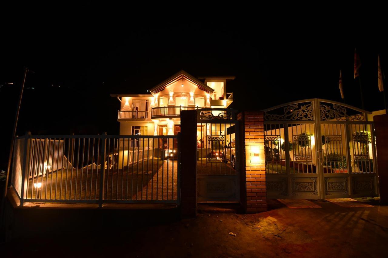Twin Villa Red นูวาราเอลิยา ภายนอก รูปภาพ