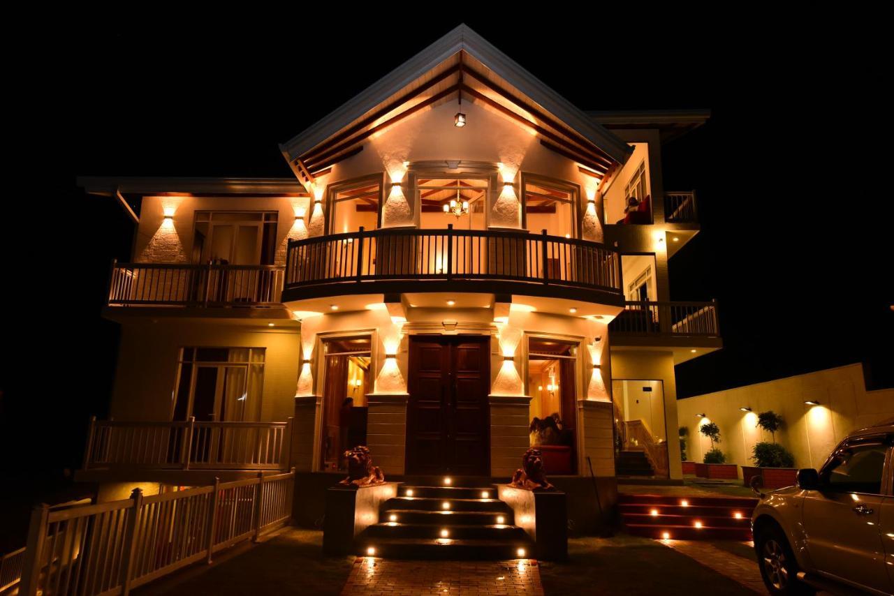 Twin Villa Red นูวาราเอลิยา ภายนอก รูปภาพ