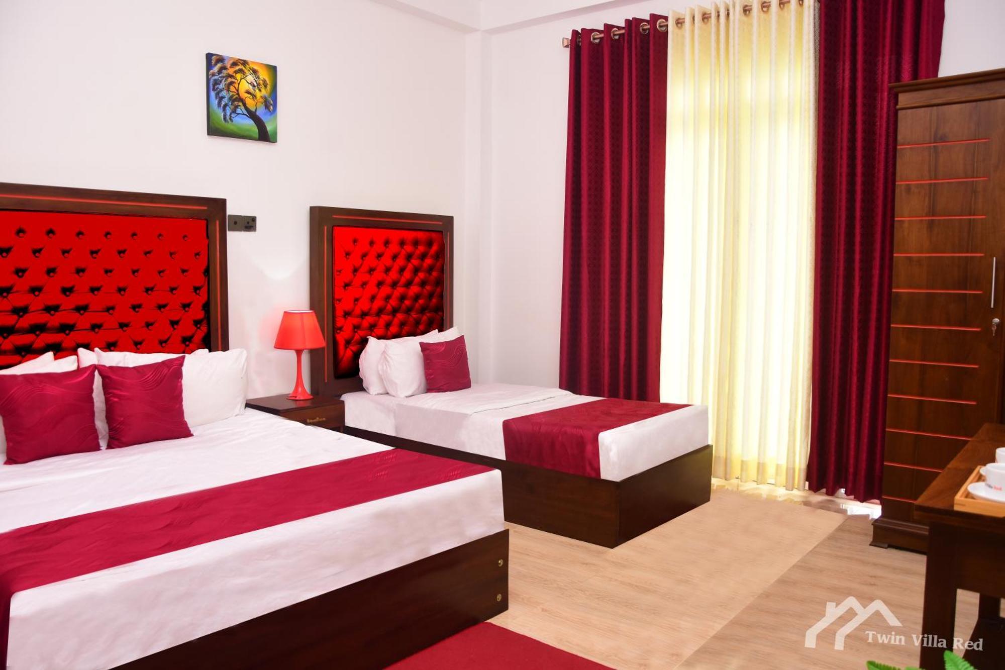 Twin Villa Red นูวาราเอลิยา ภายนอก รูปภาพ